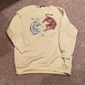 tiger crew neck